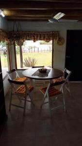 Casas el cerro frente al Lago