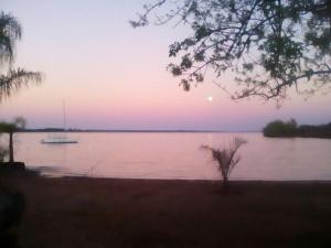 Casas el cerro frente al Lago