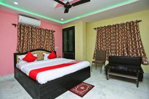 Hotel O Red Velvet Inn Near Chinar park,Airport