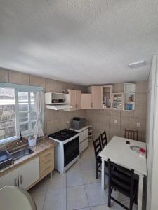 Quartos em casa com piscina