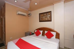 Hotel O Madhur Regency