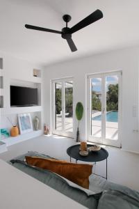 Kuzulu Beach House, Your Private Paradise in Plaka, Naxos