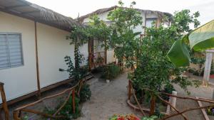 Gato Bungalows Hotel