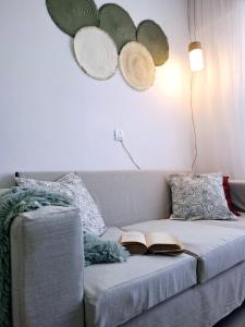 Monoambiente luminoso con Jacuzzi Relax y estilo