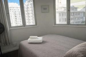 Almir Novo · Copacabana: 2 quartos e vista mar