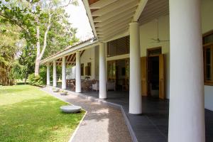Boundary House. 4 bedrm villa with private Chef