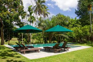 Boundary House. 4 bedrm villa with private Chef