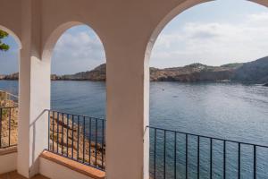 3 bedroom apartment in first sea line in Sa Tuna Begur H02
