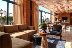 NH Guadalajara Studios