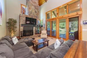 Bear Bottom Lodge