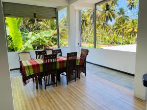 The Heavens Ocean Villa Talpe