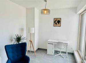 Urban Elegance 2BR Retreat in Luxembourg city