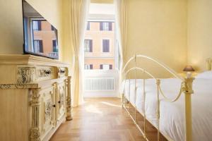 Elegantis Milos Suite Apartment - Your Chic Retreat in Central Rome