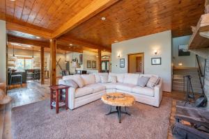 Bear Ridge Resort