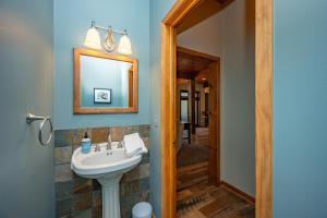 Bear Ridge Resort