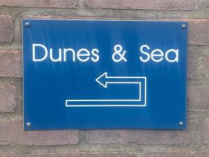 Dunes & Sea at Kijkduin