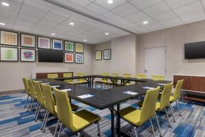 Holiday Inn Express Windsor Waterfront by IHG