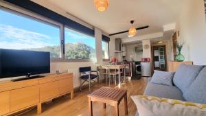 El Arcin - Piscina, terraza y parking en Llanes