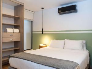 NOK Cozy 3 BR with Balcony in Laureles Medellin