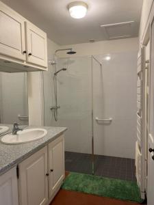 Maison au Bord de lAigre