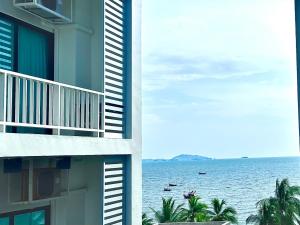 The Sunset Bangsaen Hotel