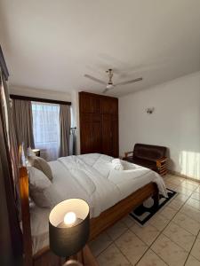 Tranquil Nest 3BR w with pool & gym