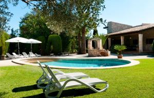 Stunning Home In Arta With Outdoor Swimming Pool