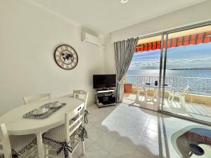 Studio Corse Azur pieds dans leau Ajaccio