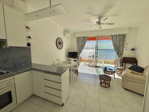 Studio Corse Azur pieds dans leau Ajaccio