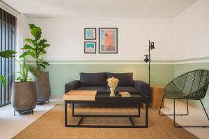 NOK Cool 3 BR With Balcony in Laureles Medellin