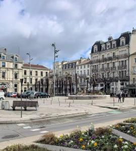 Le Briand - Champ de Mars