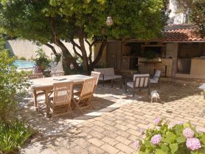 VILLA 5 CHAMBRES AVEC PISCINE PRIVéE