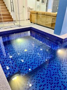 Lana Homestay Indoor pool with jacuzzi