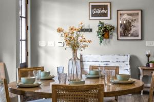 River Access Firepit BBQ Sleeps 12