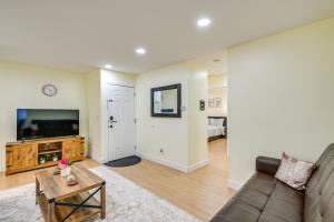 Stay and Play in Jersey City! Walk to PATH and Park