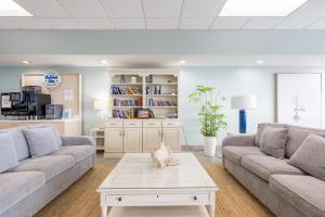 Phoenix VI 6015 condo