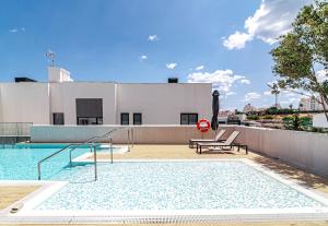 LME3BB - Modern flat with a stunning 50 sqm terrace