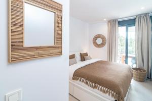 LME3BB - Modern flat with a stunning 50 sqm terrace