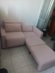 Apto beira-mar na rua do metrô