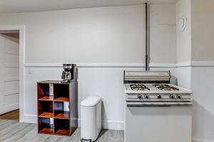 Work & Study: Binghamton Apt 2 Mi to Downtown