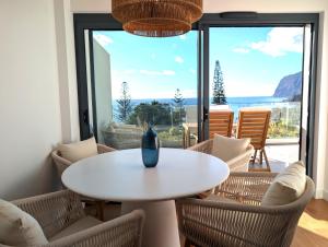 Breathtaking Oceanfront Living, Sunset Facing 3-Bedroom Flat in Acqua Residences