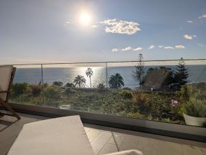 Breathtaking Oceanfront Living, Sunset Facing 3-Bedroom Flat in Acqua Residences