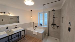 Historic Merchant House - History & Modernity