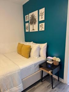 Gratitude House - Studio