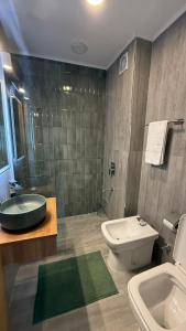 Modern 2-room new with balcony downtown area