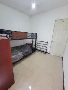 Hospedaje corporativo mercado libre, 3 rios