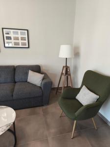 IRIS Volos apartment with private parking