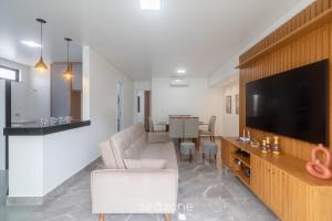 Estadia completa com piscina e a 350m da Praia PRY