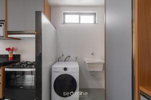 Estadia completa com piscina e a 350m da Praia PRY