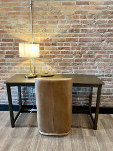 Brick & Bed Riverfront Lofts, T 201